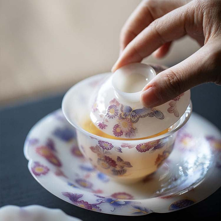 Butterflies Frolicking Among Flowers Ultra-thin Ice Jade Porcelain Gaiwan