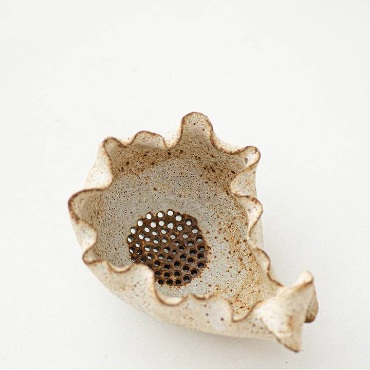 Fenyin Powder Glazed Coarse Pottery Tea Strainer