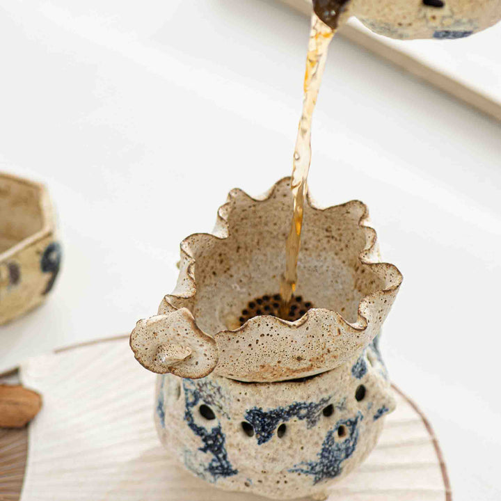 Fenyin Powder Glazed Coarse Pottery Tea Strainer