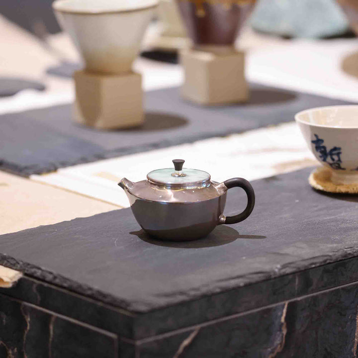 Water Mirror Jade Summit Purple Skin Silver Teapot